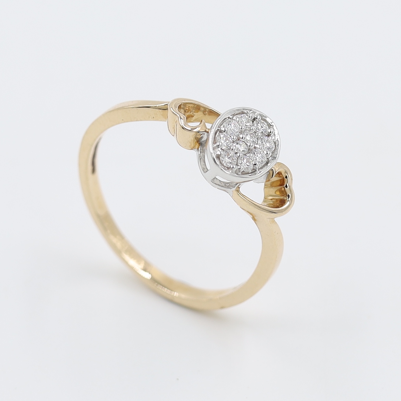 14Kt Rose Gold Oval Shape Natural Diamond Ring