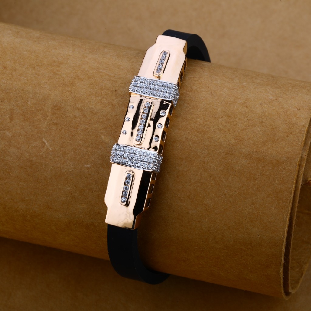 Buy quality Men's Exclusive 916 Leather Bracelet - MLB32 in Ahmedabad