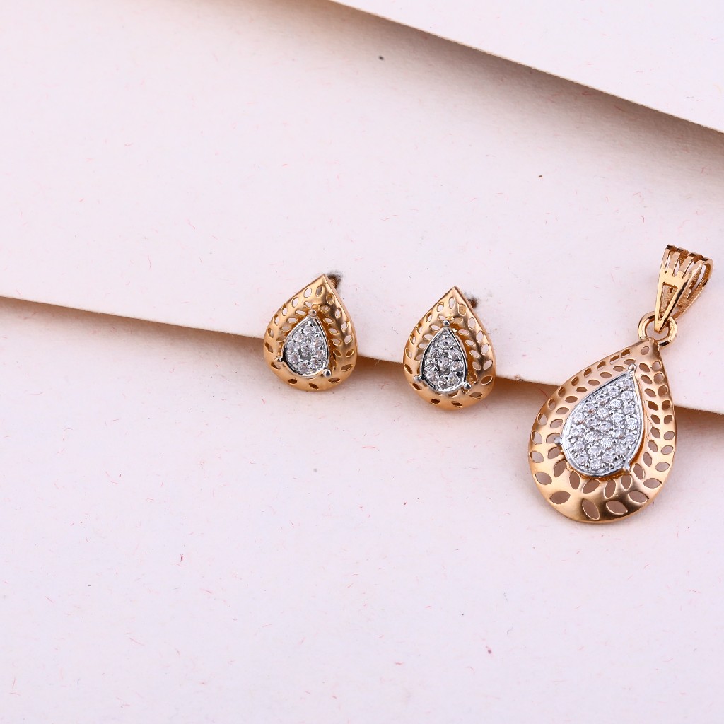 750  Rose Gold Hallmark Exclusive Pendant Set RPS119