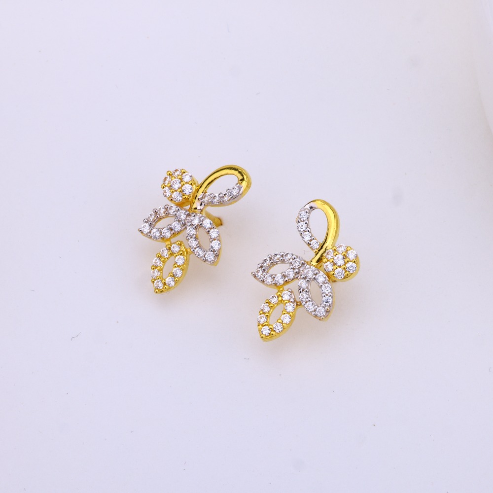 Buy quality delight unique design gold earrings. in Ahmedabad