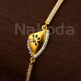 750 Gold Ladies Designer Kada Bracelet LKB187