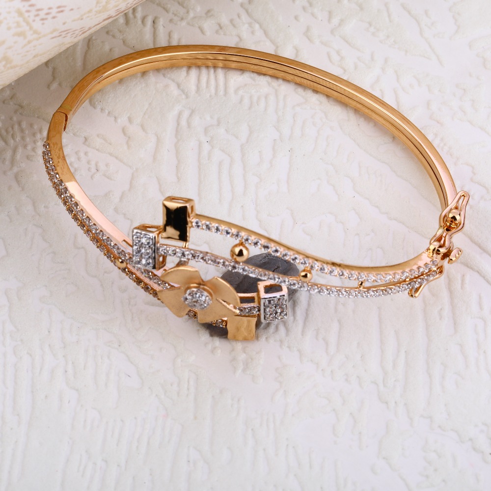 750 Rose Gold Hallmark Designer Women's Bracelet RLKB211