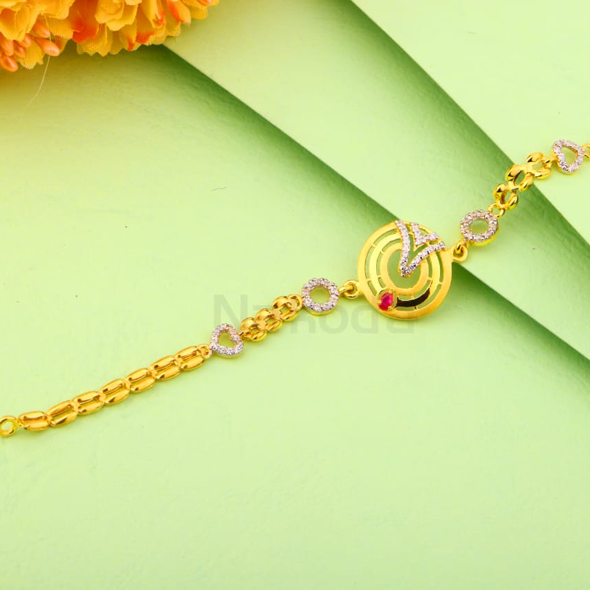 916 Gold Hallmark Ladies Designer Bracelet LB531