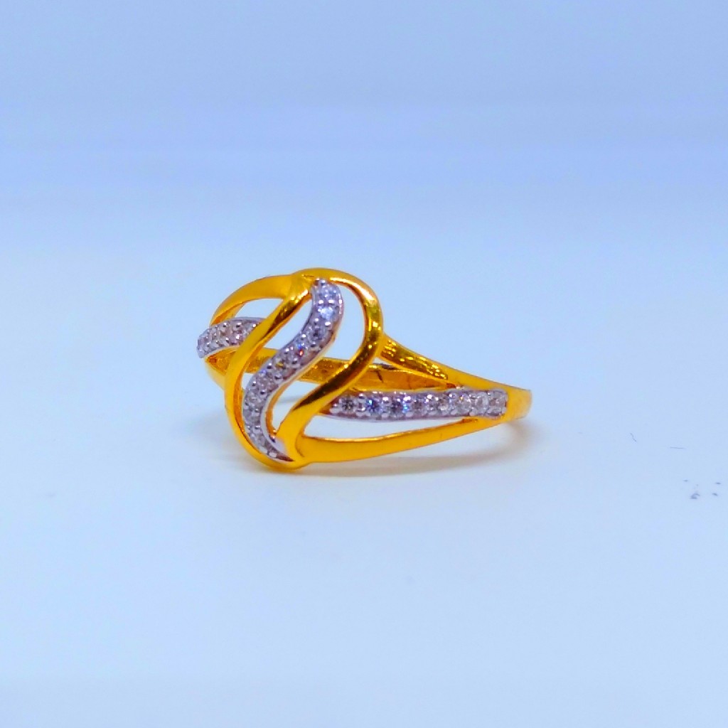 22 KT 916 Hallmark wedding Ladies diamond ring