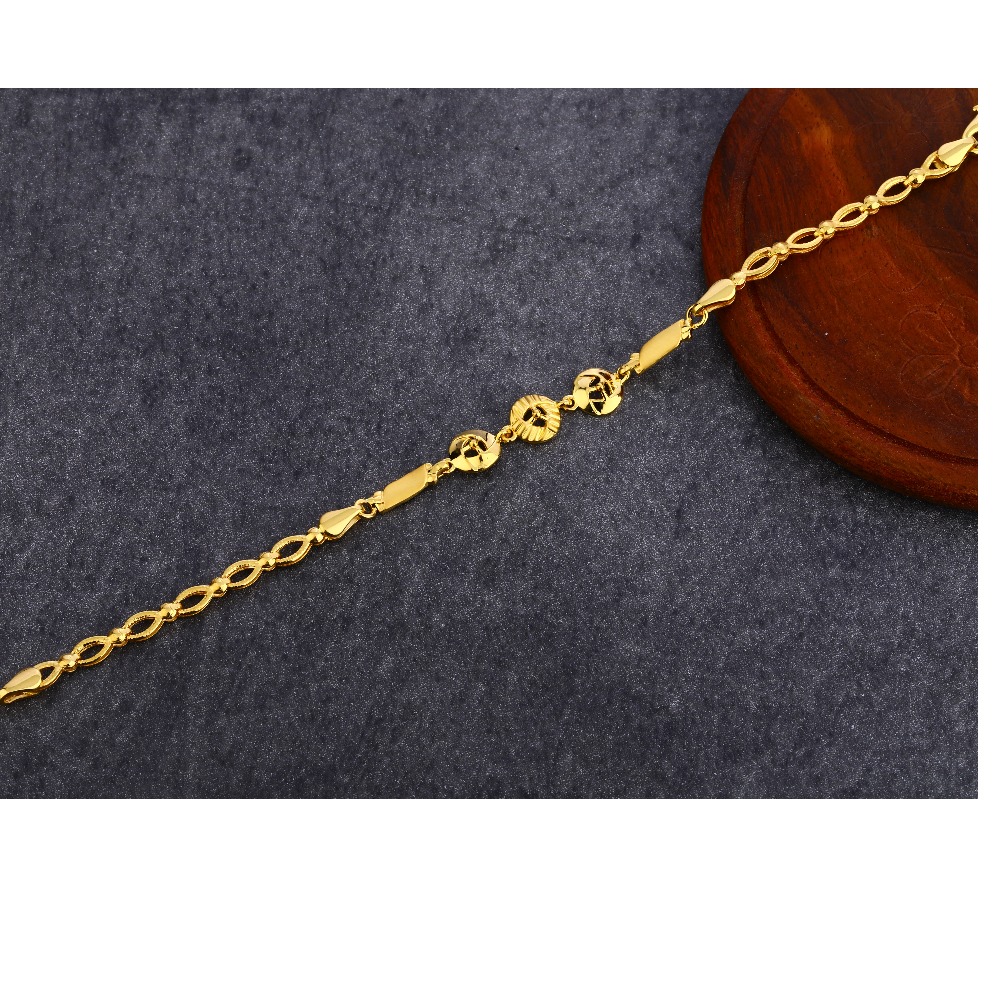 Buy quality 916 Gold Designer Hallmark Plain Bracelet LPBR38 in Ahmedabad