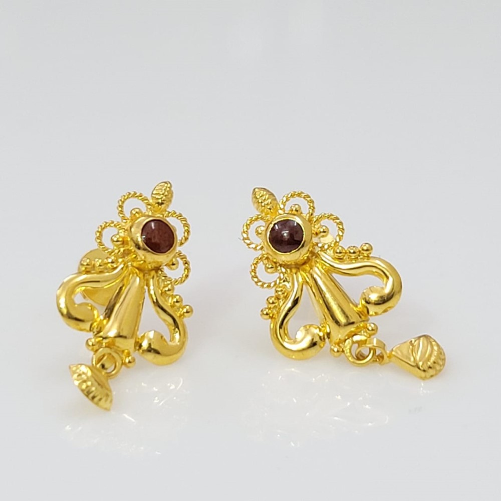 18k Yellow Gold Elite Design Earrings