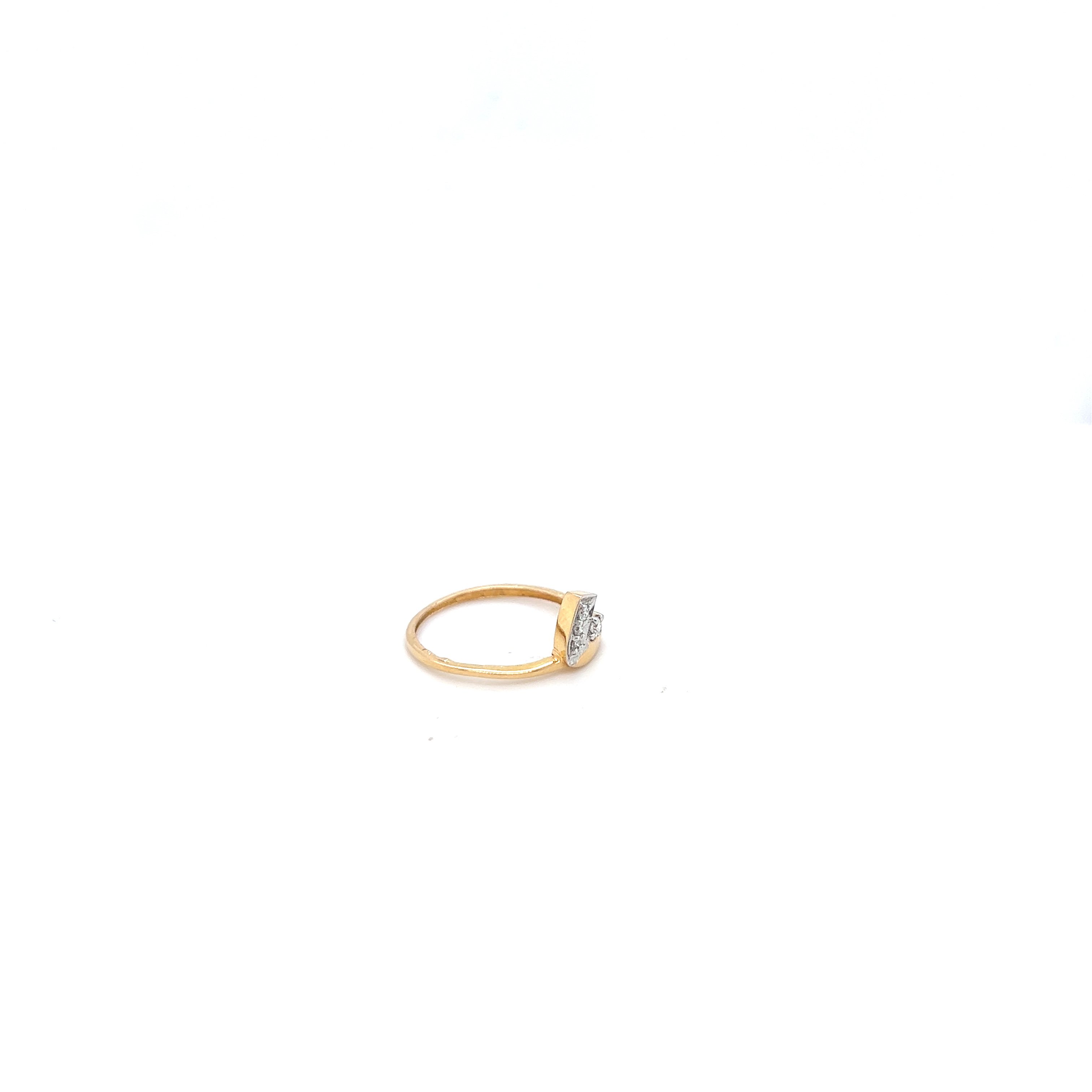 18K Gold Diamond adorn   ring